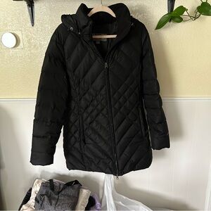 Eddie Bauer Black Puffer Jacket with Quilted Design